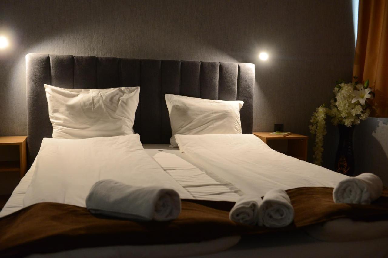 Family Hotel Γκότσε Ντέλτσεφ Εξωτερικό φωτογραφία