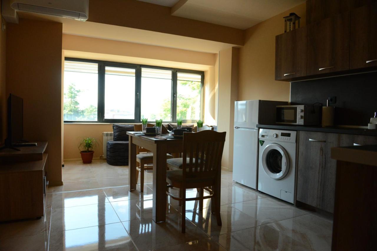 Family Hotel Γκότσε Ντέλτσεφ Εξωτερικό φωτογραφία