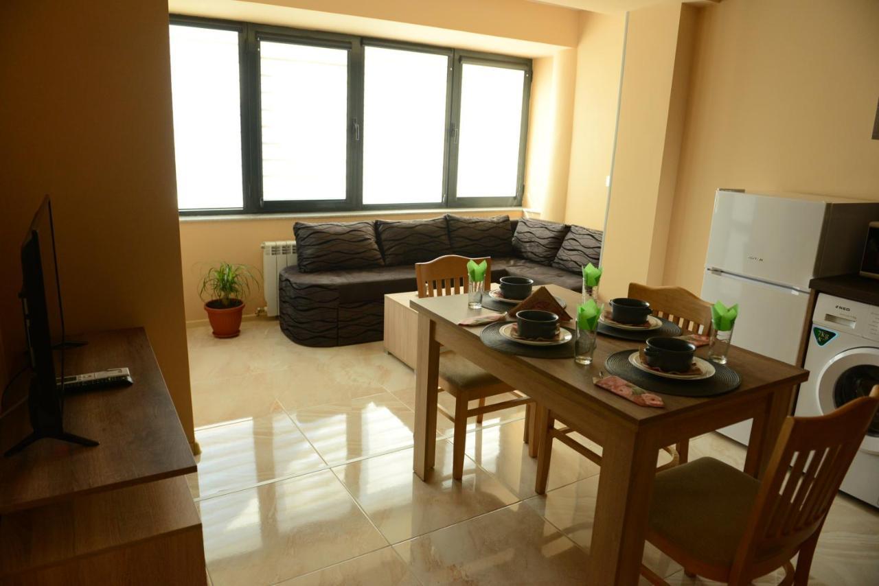 Family Hotel Γκότσε Ντέλτσεφ Εξωτερικό φωτογραφία