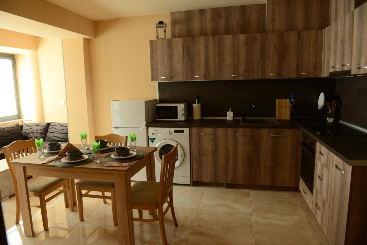 Family Hotel Γκότσε Ντέλτσεφ Εξωτερικό φωτογραφία