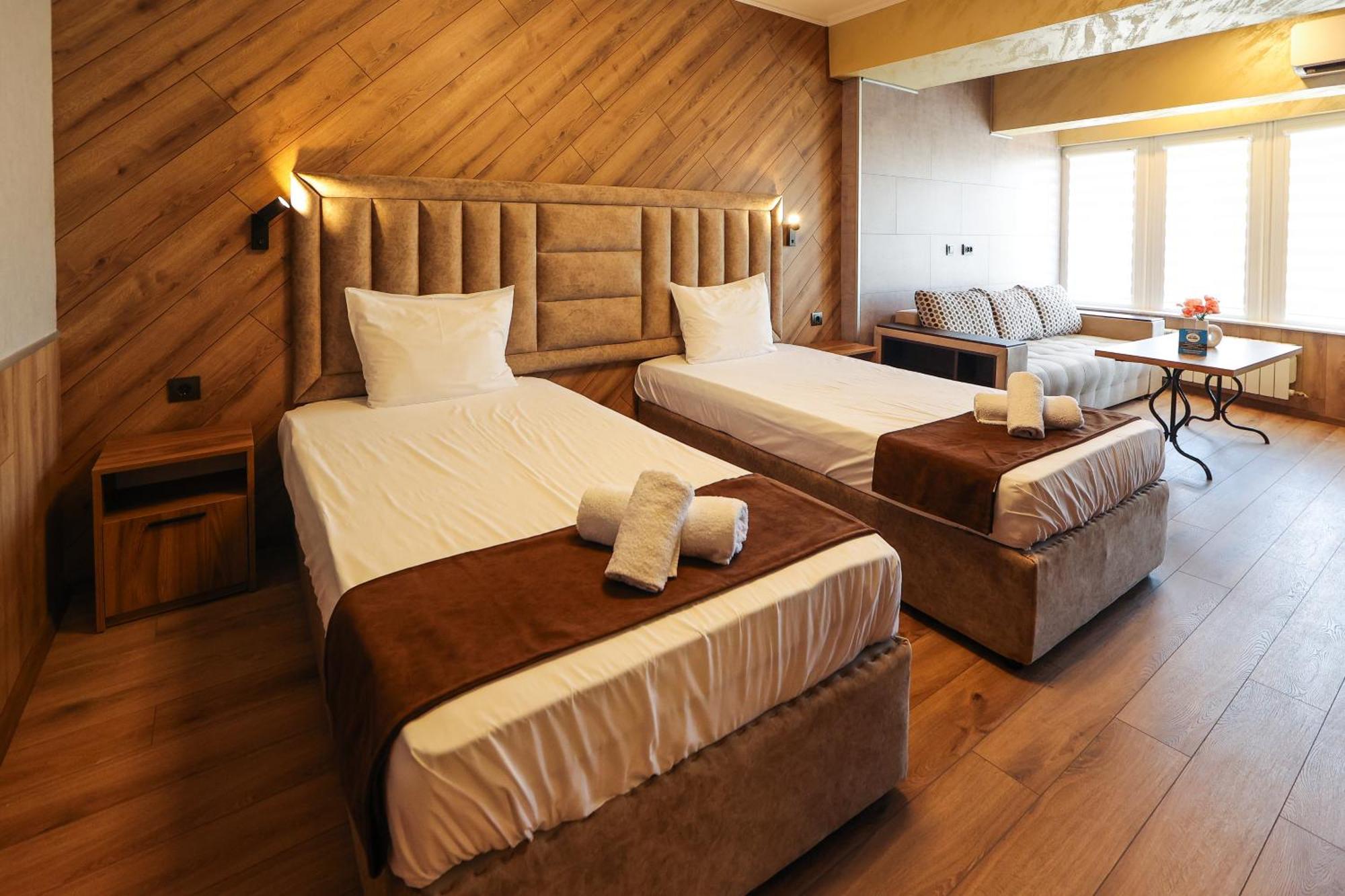 Family Hotel Γκότσε Ντέλτσεφ Εξωτερικό φωτογραφία