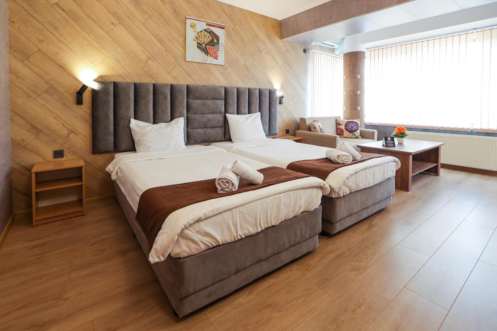 Family Hotel Γκότσε Ντέλτσεφ Εξωτερικό φωτογραφία